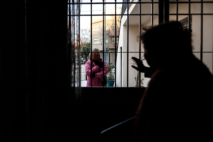 Sicilia, i “prigionieri” del Covid: chiusi da settimane in casa in attesa dell'Asp