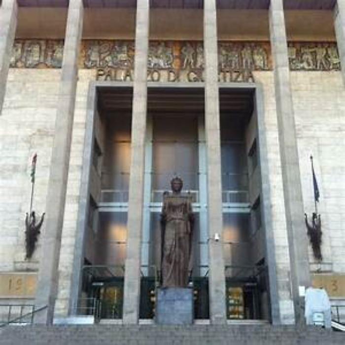 Catania, casi Covid in aumento in tribunale: astensione udienze