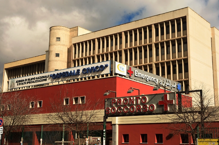 Palermo, nuovi focolai all'ospedale Civico: altri due reparti messi ko