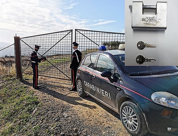 A Mineo trasformano in allevamento bene confiscato alla mafia: una denuncia