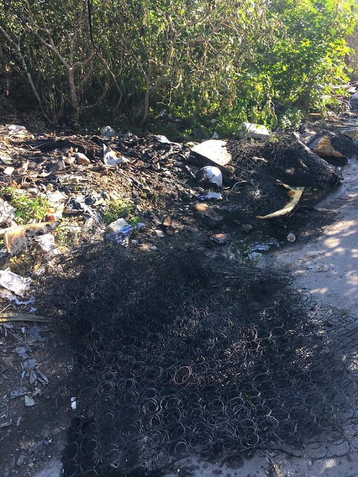 Incendiava rifiuti speciali allo Zen, arrestato dai carabinieri