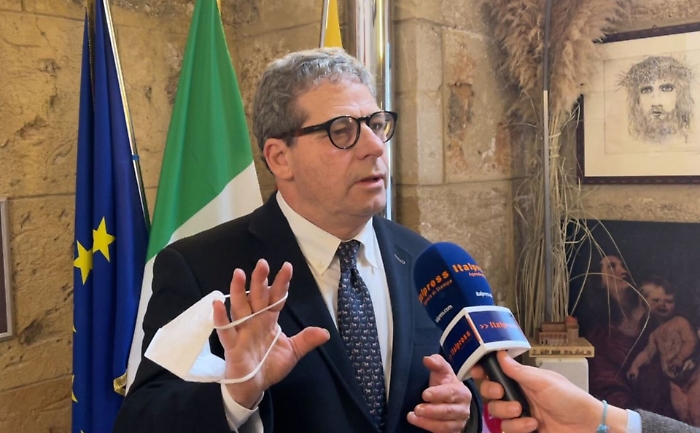 Micciché: «Roma punisce la Sicilia perché non è schierata con loro»