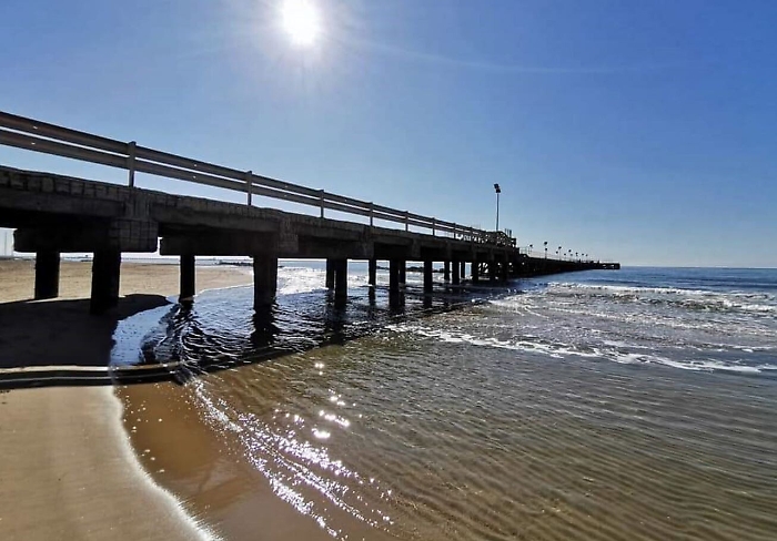 Crolla una porzione del pontile sbarcatoio di Gela, nessun ferito