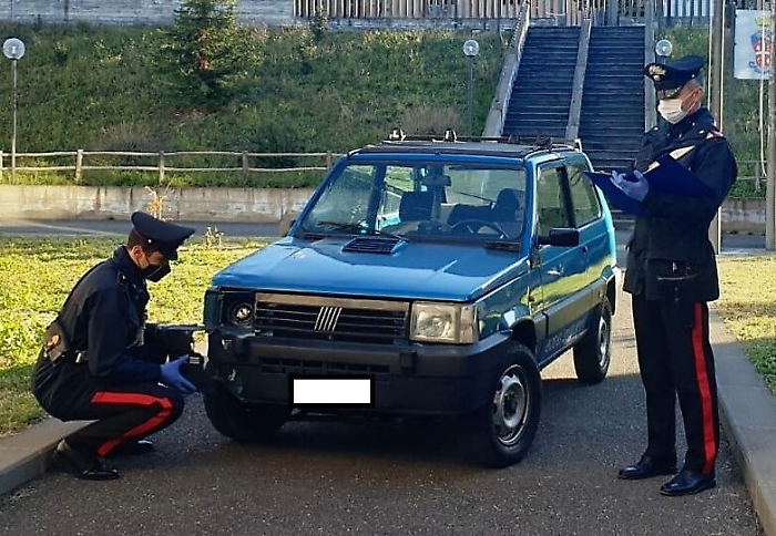 Bronte, investe una donna e scappa: denunciato pirata della strada