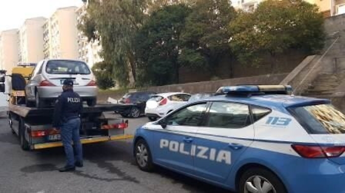 Catania, acquista un'auto rubata per fare un regalo di Natale alla moglie