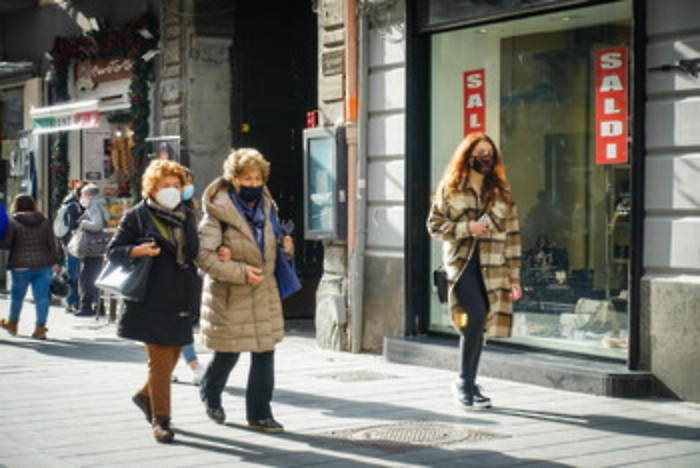 Stretta anti-Covid, si abbassano criteri per fasce. Conte: «Ancora sacrifici»
