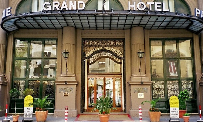 Storico Hotel delle Palme, smentiti i sindacati e confermata l'apertura in primavera