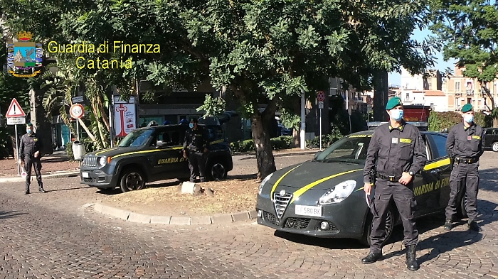 Catania, controlli antiCovid della Gdf: 23 persone sanzionate