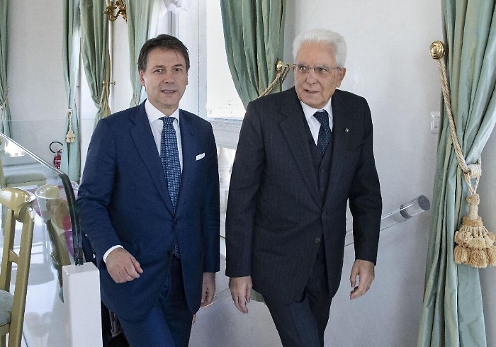 Giuseppe Conte sale al Quirinale per le dimissioni, ma spera nel governo ter