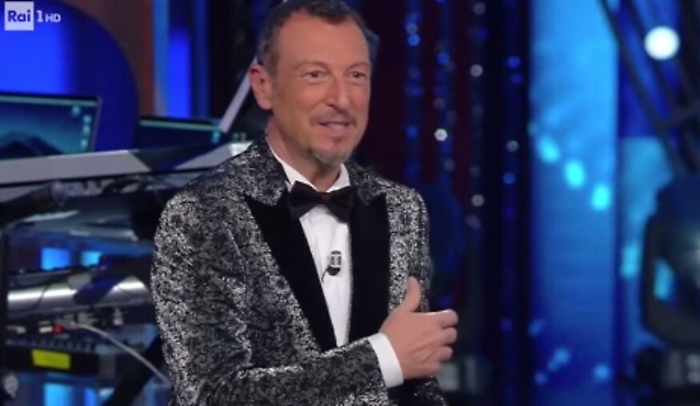 Festival di Sanremo, tra ipotesi sul tappeto anche il rinvio: ecco quando