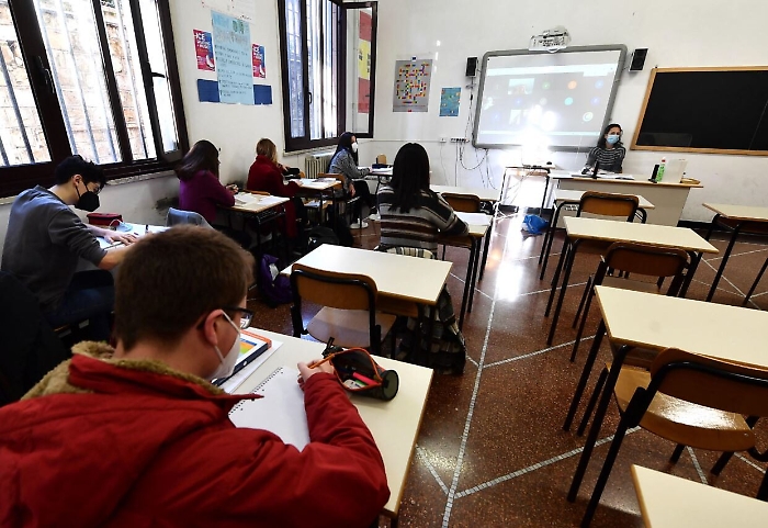 Il graduale ritorno a scuola in Sicilia: tante incognite, ma  arrivano i risultati degli screening