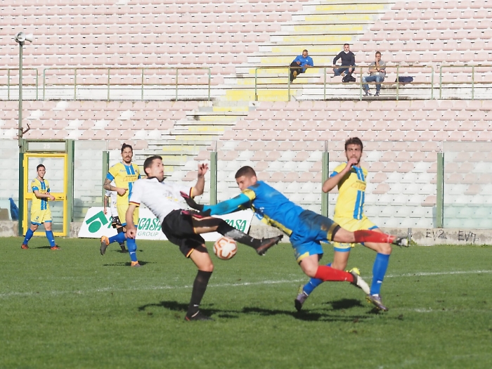 Serie D, il Messina non sfonda e il Licata porta via un meritato pareggio