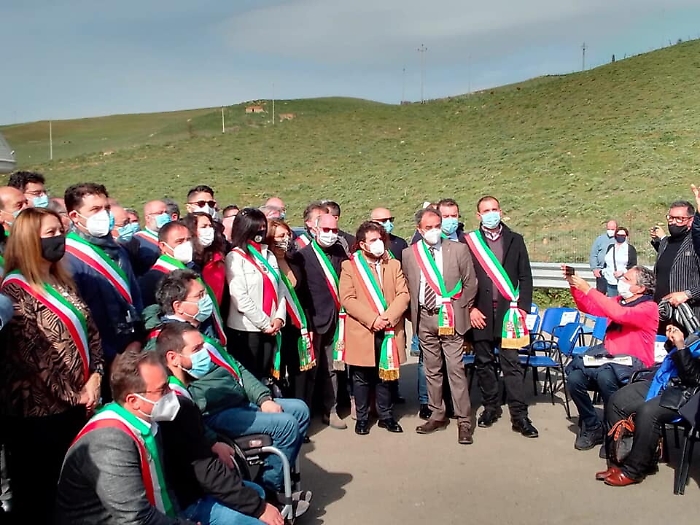 Zone franche montane, flash mob sulla Palermo-Catania