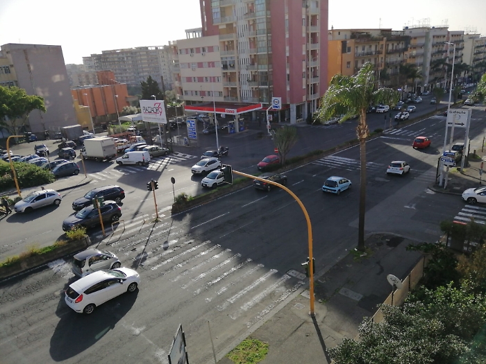 Via V. Giuffrida (Ct): semaforo pedonale guasto