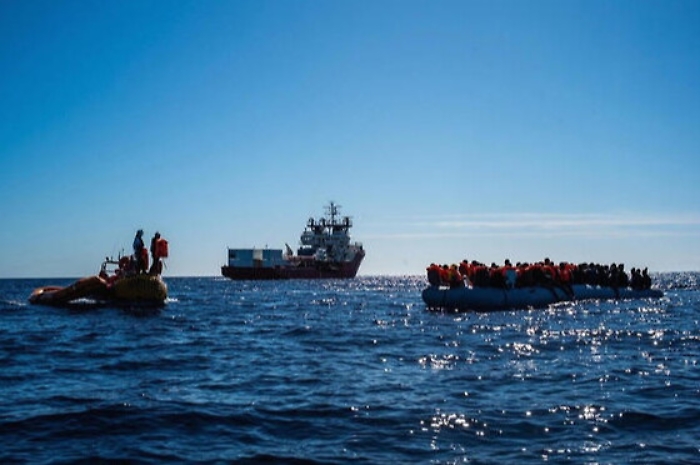 Migranti, 10 tunisini arrestati a Lampedusa: non potevano tornare in Italia