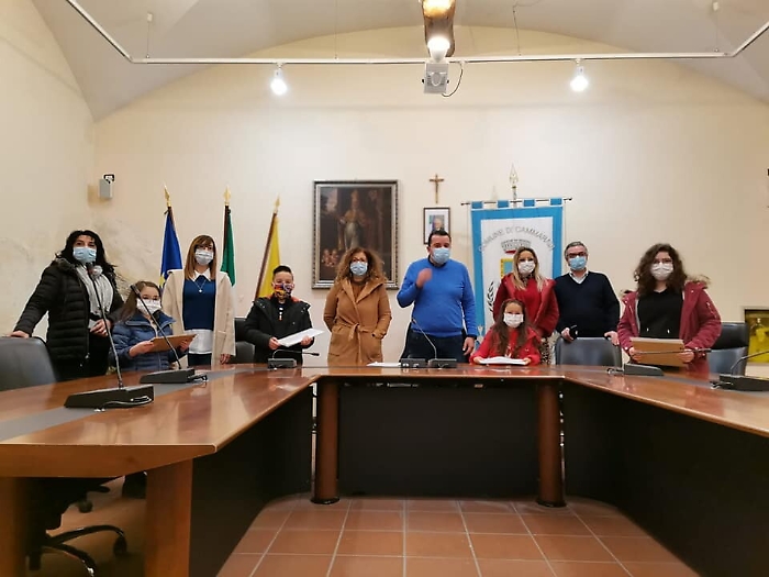 Cammarata, cerimonia di premiazione dei bimbi che hanno partecipato a due concorsi indetti dall'Amministrazione comunale