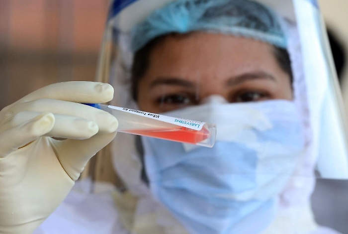 Covid, il Cts della Regione siciliana: «Non solo posti letto, potenziare i laboratori»