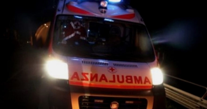 Incidente lungo la A29 a Terrasini: due furgoni si ribaltano, un morto