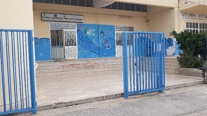 Scicli, altre tre docenti del Don Milani sono positive al covid e il sindaco chiude la scuola