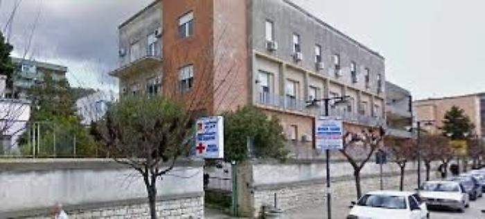 Operaio edile precipita da un'altezza di tre metri a Bolognetta: &egrave; ricoverato in prognosi riservata