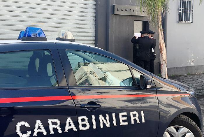 Covid, festa di compleanno oltre orario al "Santeria" di Catania: arrivano i carabinieri