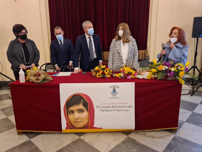 Nella Giornata della donna, Agrigento ha omaggiato Malala