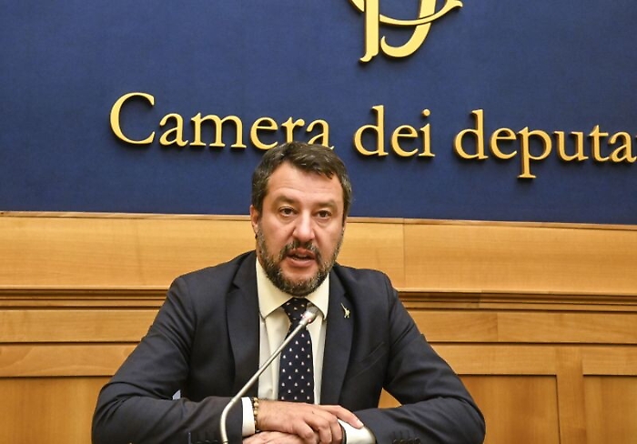 Governo, Salvini "Chi cambia idea non responsabile ma complice"