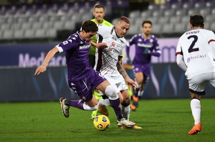 La Fiorentina torna al successo al Franchi, piegato il Cagliari