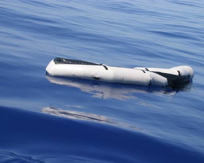 Migranti, superstiti naufragio: &laquo;Gommone a picco con 126 persone&raquo;