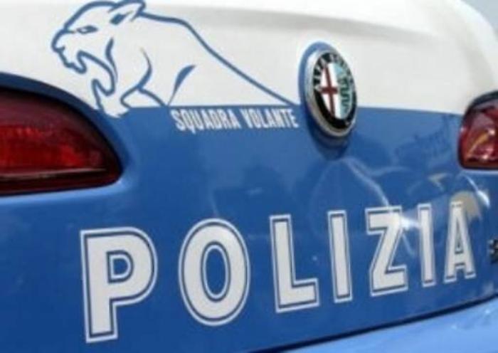 Catania, le rubano l'auto e si rivolge al poliziotto che fa arrestare i tre ladri