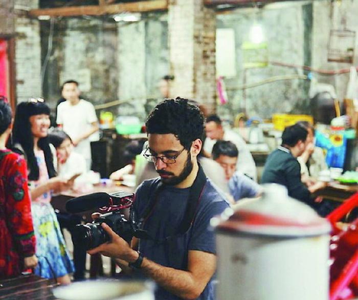 Filmmaker catanese gira in Cina in casa da t&egrave; e vince concorso mondiale