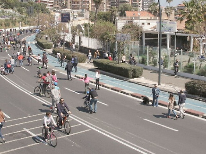 Catania, lungomare di Ognina  senza auto per tutte le domeniche di giugno