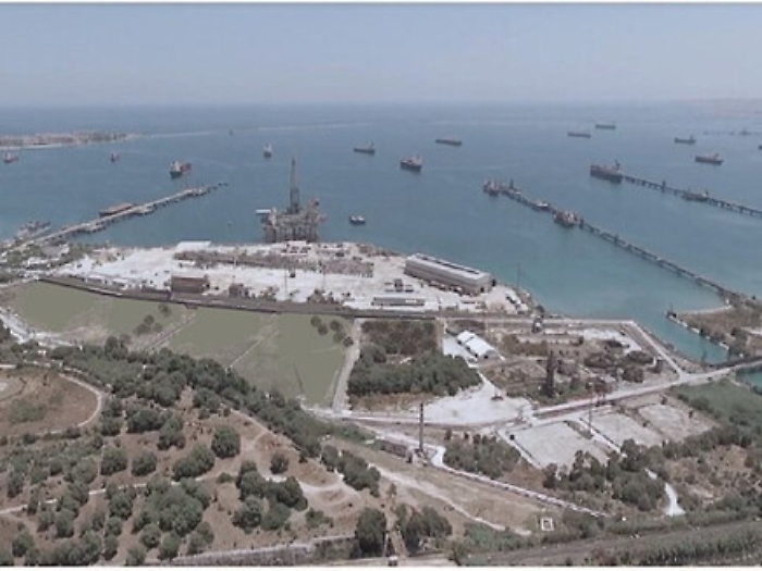 Viaggio nei Comuni al voto: Augusta, i veleni (politici) all’ombra delle ciminiere