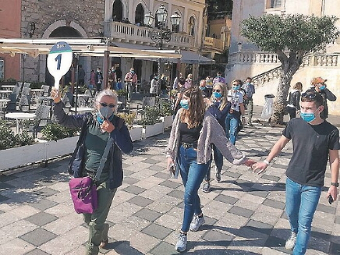 Taormina, dopo tanti mesi riecco i crocieristi: segnale di speranza per il turismo