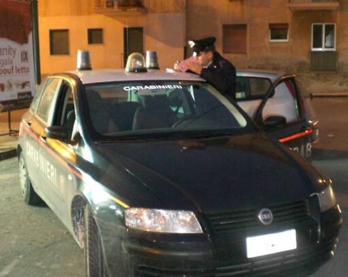 Tremestieri, rubano dal supermercato dove lavoravano: arrestati