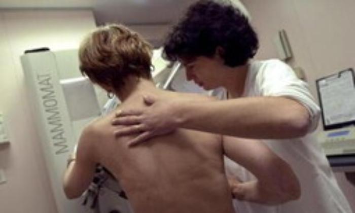 Oncologa, c'&egrave; stigma verso donne che scelgono di non intervenire dopo mastectomia