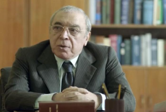 Nino Frassica: "Ho conquistato il pubblico con la comicitá surreale"