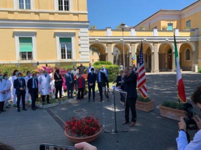 Su twitter fake news su vaccinati Spallanzani, Dg 'idiozie e falsit&agrave;'