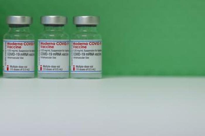 Coronavirus: Moderna, vaccino protegge da varianti inglese e sudafricana