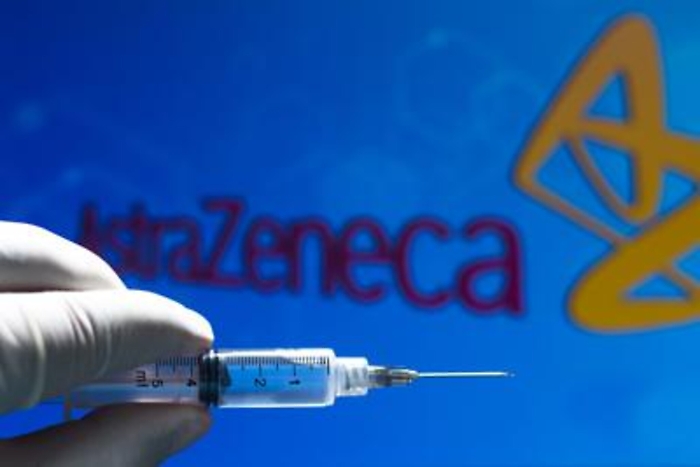 «Vendo vaccini Astrazeneca», Nas denunciano messinese
