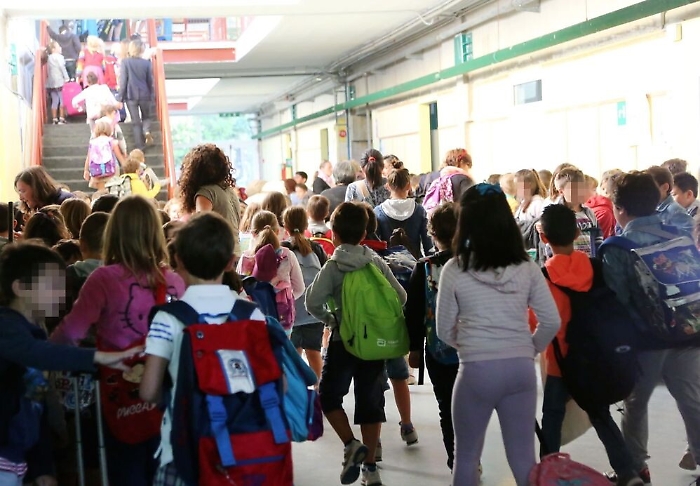 Covid, verso un nuovo Dpcm: le scuole riaprono il 7 gennaio