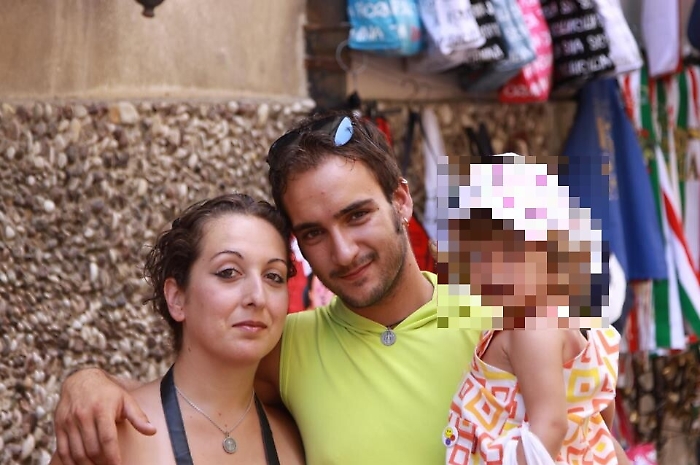 Famiglia di Avola distrutta in un incidente a Foggia: morti padre, madre e figlioletto