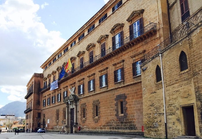 La carica dei dipendenti "esterni" all'Ars: sono 226 per 70 deputati