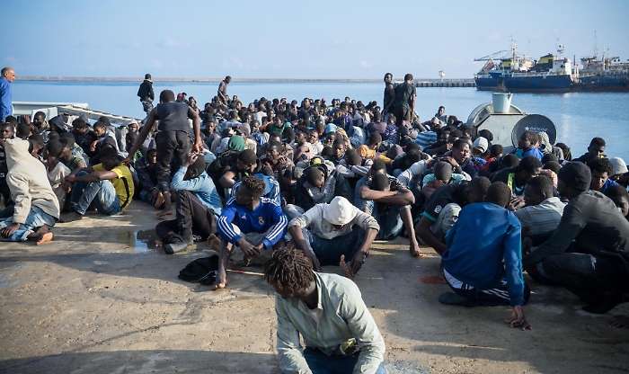 Migranti, Lamorgese: «Da gennaio sbarcate in Italia 5.456 persone»