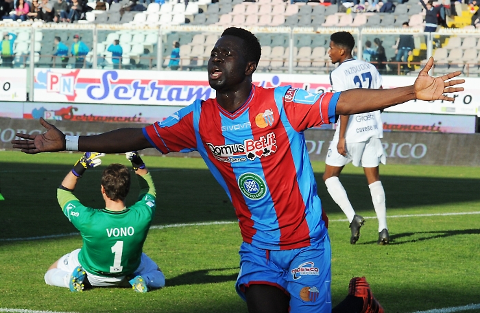 Colpo Catania, dalla Carrarese torna Kalifa Manneh