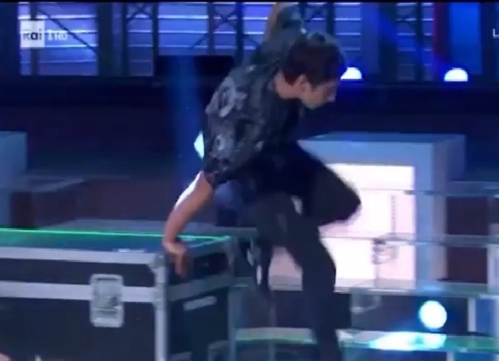 Il campione catanese di parkour ai Soliti Ignoti lascia tutti a bocca aperta