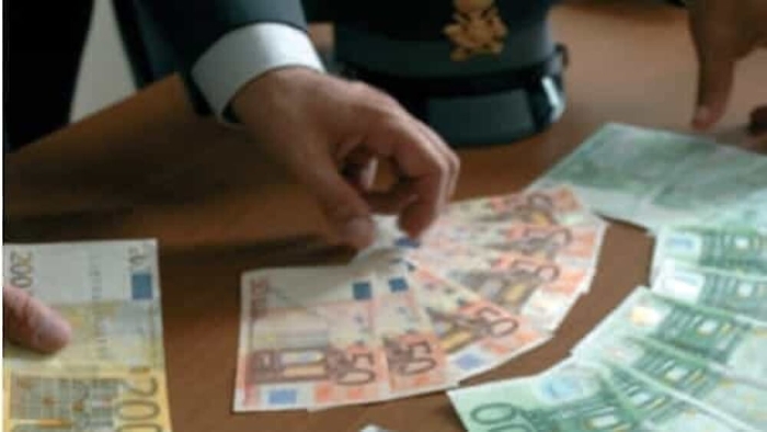 Prestiti milionari a tassi del 520%, due usurai arrestati a Palermo: almeno venti imprenditori tra le vittime