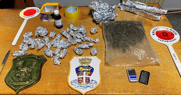 Spaccio a Palagonia: arrestato 25enne, denunciati due minorenni