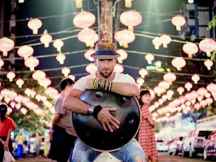 Marco Selvaggio: «Con il mio hang in giro per il mondo»