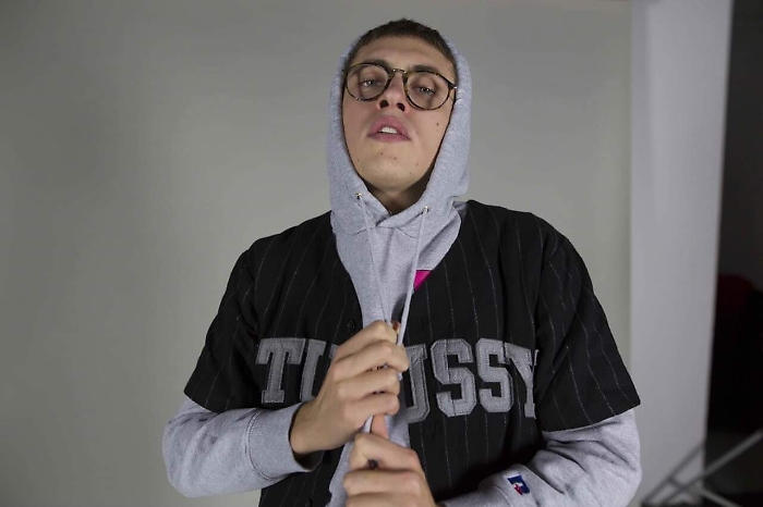 Il rap di Tredici Pietro arriva a Catania con l'Assurdo Tour